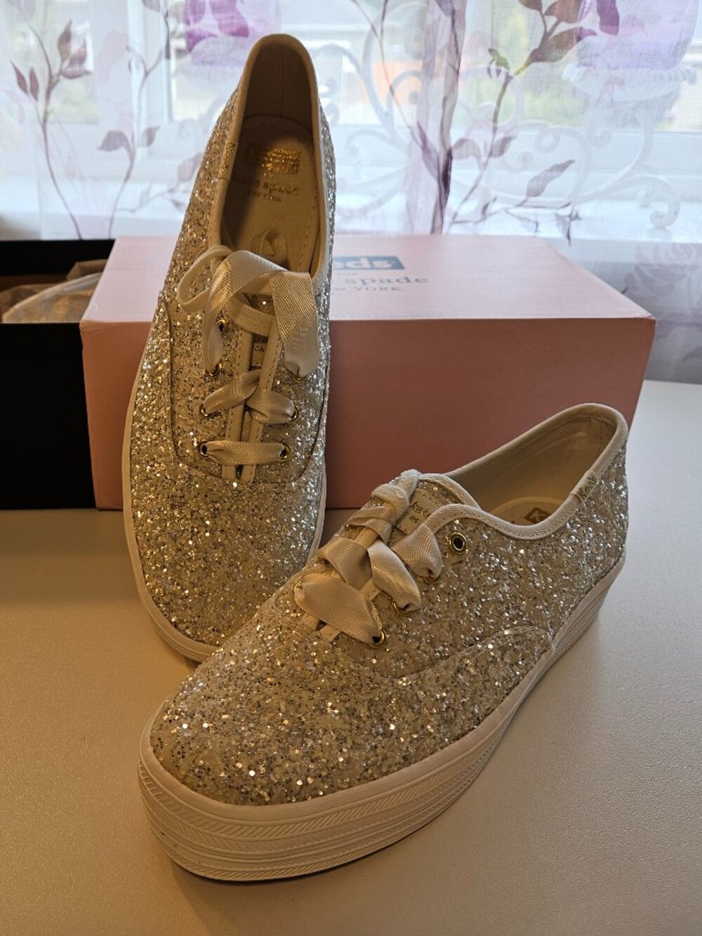 KATE SPADE Triple Glitter Lace up Platform Wedding Bridal Sneakers Cream 8M